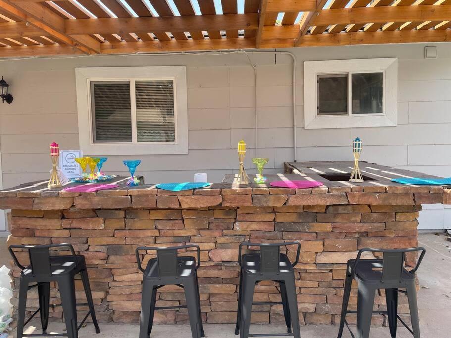 Ferienhaus 3bedroom 2bath 15 Min To Strip 10 Downtown